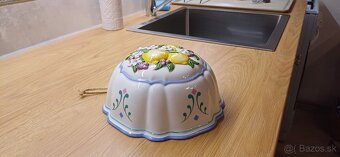 Porcelánová forma na bábovku závesná, z Anglicka - 3