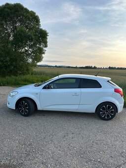 KIA Ceed 1.4 77kw 2009 (proceed) - 3