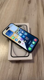 Vymenim iPhone 15 Black 128gh v zaruke bateria 96% - 3