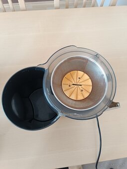 Odšťavovač Catler JE4010 - 3