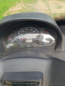 Suzuki Burgman 400 - 3