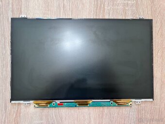 Predám obrazovku do notebooku 14"LED SLIM display 30pin - 3