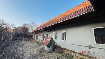 Na predaj rodinný dom v Kolačne pozemok 1395 m2 - 3