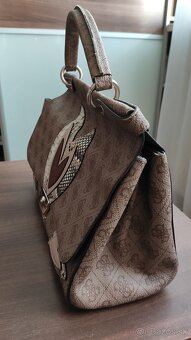 Kabelka GUESS - 3