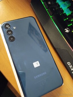 Samsung M15 -- 5G -- NOVÝ -- 6000mah - 3