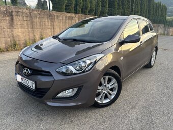 2013 Hyundai I30 1.6 MPI Kúpené v SR, 1.Majiteľ, 129 000 km - 3