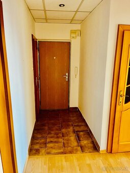 PRIESTRANNÝ 3 izbový byt, 79m2, Sídlisko II, HE - 3