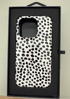 Predám kryt BURGA iPhone 15pro - 3