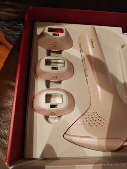 Nový nepoužitý Philips Lumea Series 9000 IPL depilátor - 3