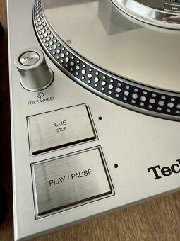 Technics - 3
