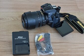 Nikon D5500 wifi - dotyk.disp. - 19 tis snimkov 18-140 VR AF - 3