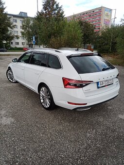 Predám Škodu Superb 2,0 TDI,L&K,4x4 - 3