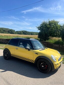 Mini Cooper One r50 - 3