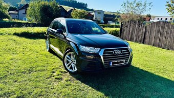 Audi Q7 quatro 7miest - 3