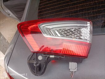 Zadné svetlo pravé Ford Mondeo mk4 facelift 2011 - 3