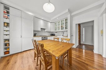 Trojizbový byt s parkovacím státím v Ružinove na predaj - 3