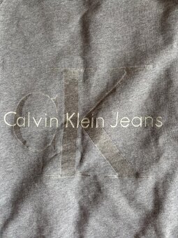 Calvin Klein - sivá mikina - 3
