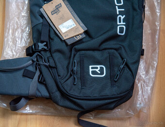 ORTOVOX Peak 32S - univerzálny turistický batoh - 3