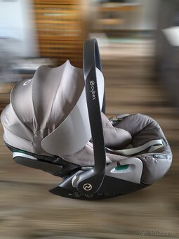 CYBEX Cloud Z2 i-Size Platinum - Soho Grey - 3