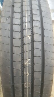 235/75 r17,5 - 3