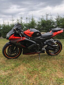 Suzuki gsxr 750 - 3