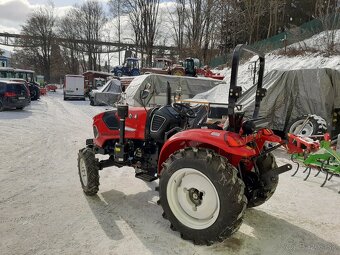Predám malotraktor 40hp 4x4 - 3