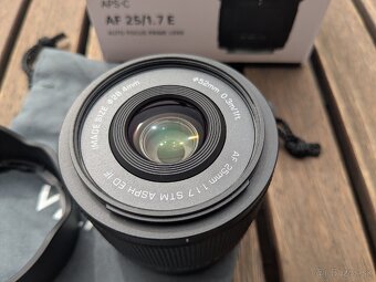 viltrox 25mm 1.7 air pre SONY E - 3