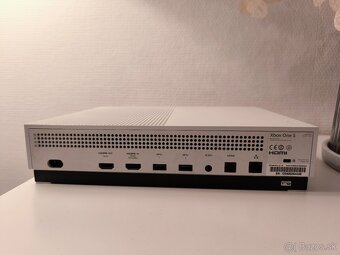 XBOX ONE S - 3