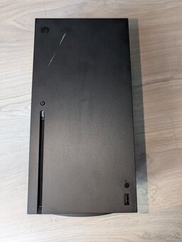 Xbox Series X 1TB + 2x ovládač - 3