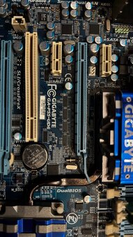 Staršia PC zostava s i7 - 3