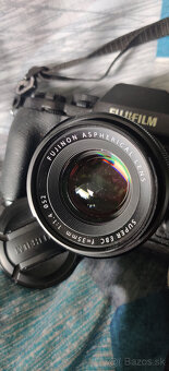 Fujifilm XF 18-55mm F2.8-4 LM OIS a Fujifilm XF 35mm f1.4 - 3