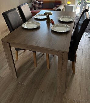 Jedalensky stol, stolicky Jysk - 3