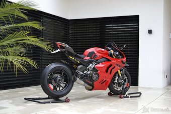 Ducati Panigale V4S 2022 11 000km Carbon doplnky - 3