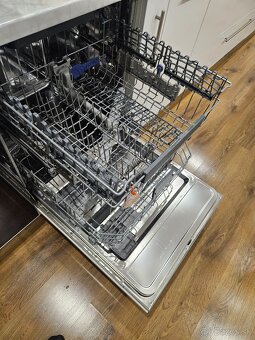 Predam umyvacku riadu Beko DIN5835 - 3