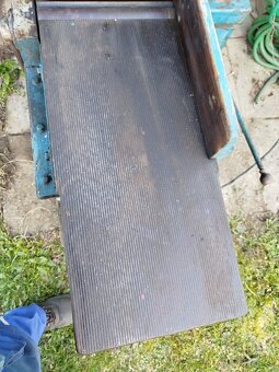 Predám fabricku  hoblovacku - 3