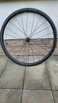 Karbónové kolesá bontrager aeolus pro 3 TLR - 3