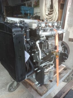 Motor Zetor 7001 - 3