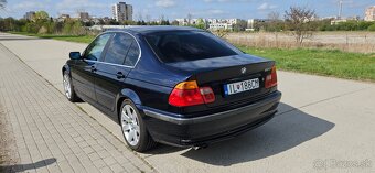 BMW 320i - 3