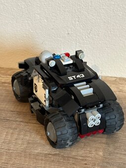 Lego 70808 terenne policajne auto Lego movie - 3