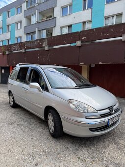 Peugeot 807 2.0 HDi 100kW 7(8) miestne - 3