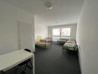 Ubytovacie priestory/izby na prenájom - centrum mesta Senica - 3