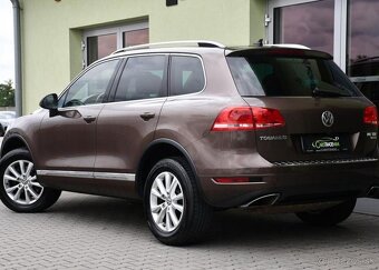 Volkswagen Touareg 3.0TDi 4M A/T VZDUCH TAŽNÉ ČR 176 kw - 3