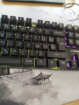 Predám klávesnicu GXTrust s RGB podsvietením - 3
