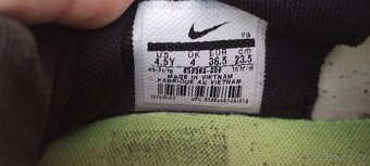 Predám detské tenisky Nike č.36,5 - 3