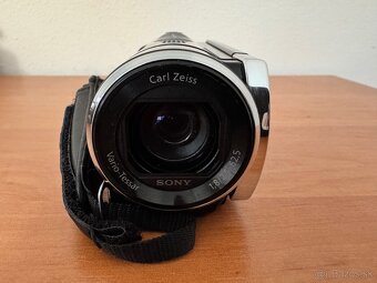SONY HDR-CX190E - 3