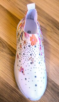 NOVÉ POLTOPÁNKY šPORTOVO-ELEGANTNé S KAMIENKAMI č.38 - 3