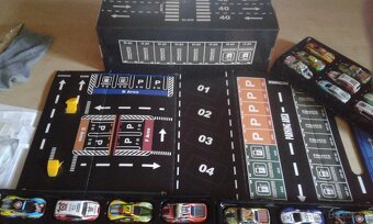 Pretekárske autíčka - 3