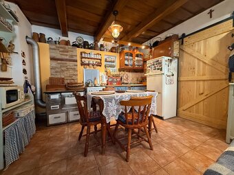 PREDAJ - RODINNÝ DOM - CHALUPA - JEDĽOVÉ KOSTOĽANY - 3