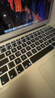 Apple MacBookAir MQD325SL/A - 3