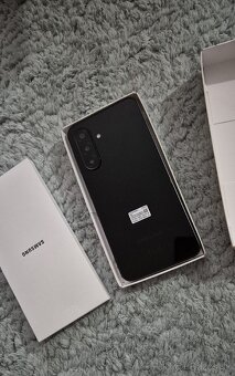 Predám novy samsung A 26 - 3